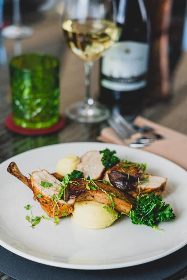 Hencote Vineyard Glamping Village Shrewsbury Ngoại thất bức ảnh